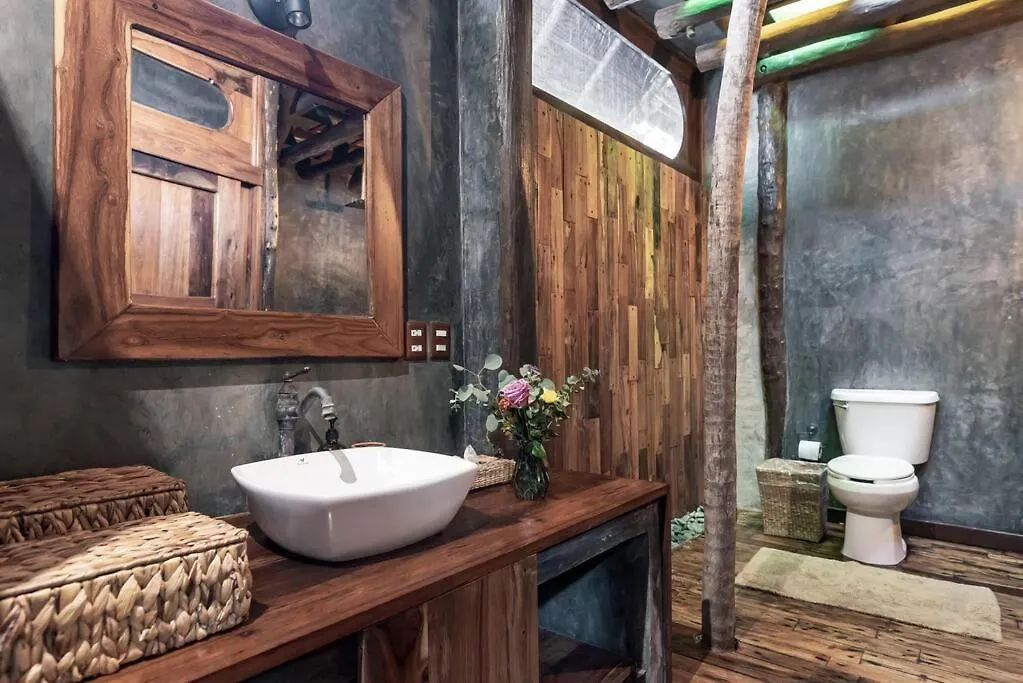 Holiday home Stunning Jungle Treehouse With Lakefront & Beachside Tulum Mexico