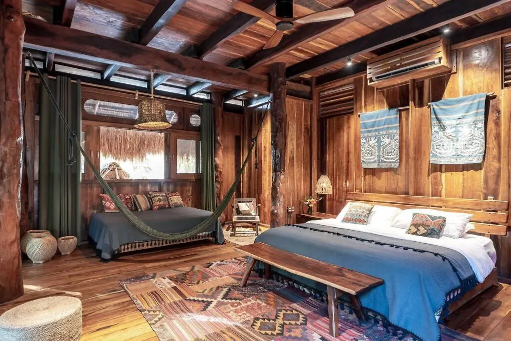 Holiday home Stunning Jungle Treehouse With Lakefront & Beachside Tulum