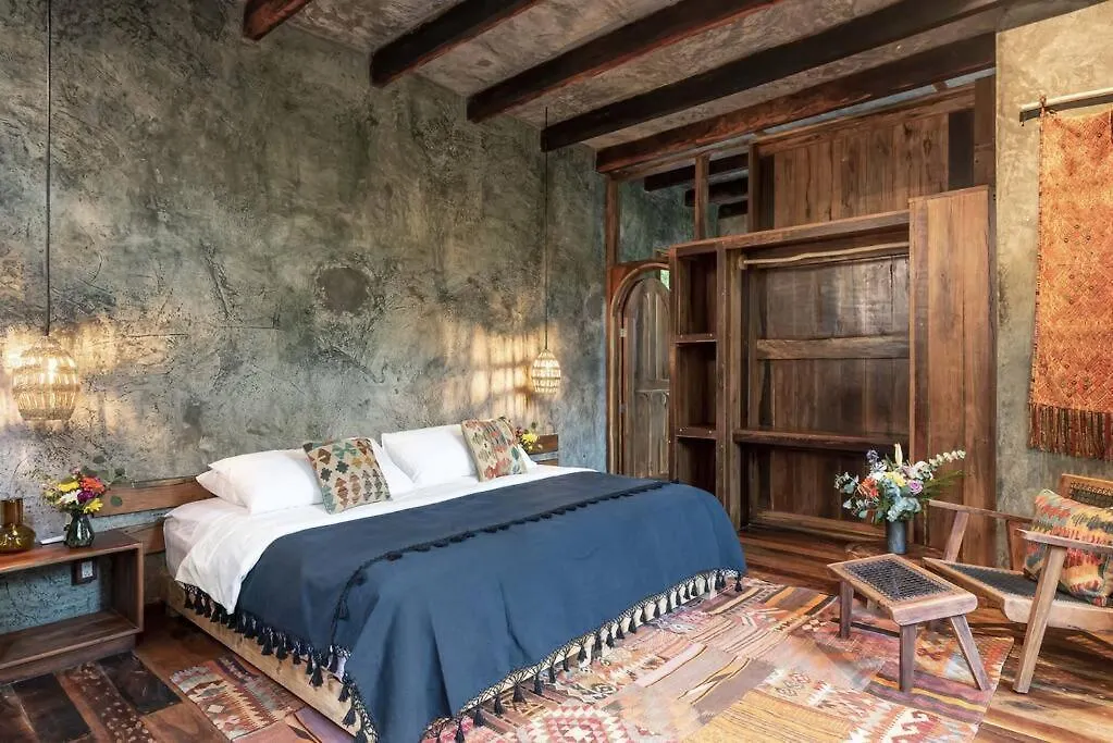 Stunning Jungle Treehouse With Lakefront & Beachside Tulum 0*,