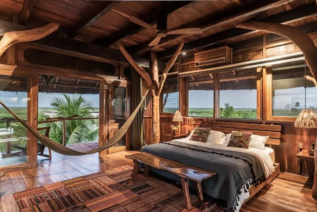 Holiday home Stunning Jungle Treehouse With Lakefront & Beachside Tulum Mexico